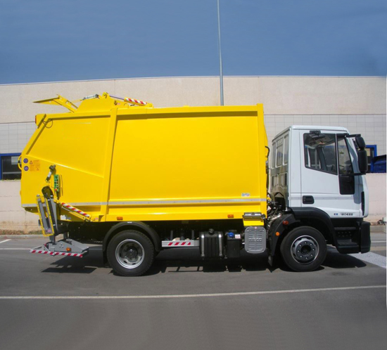 Medium capacity waste compactors